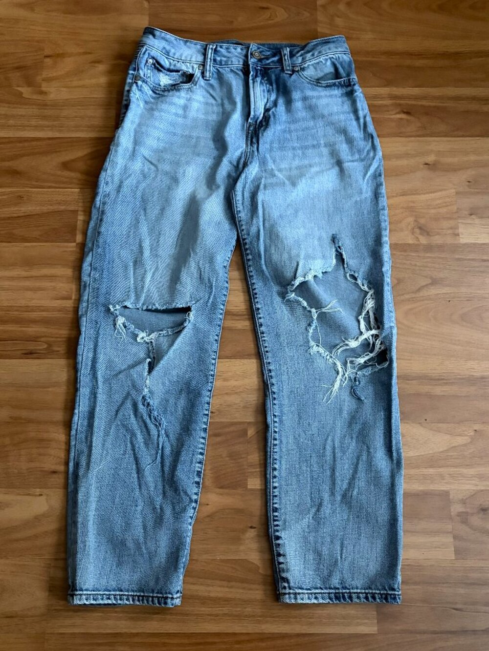 Sincerely Jules distressed high rise relaxed ankle crop jeans size 7 (28" waist)